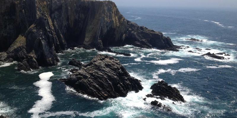 Wi-Fi 7前瞻：技术标准深度解读及其对高密度园区与XR应用的变革影响